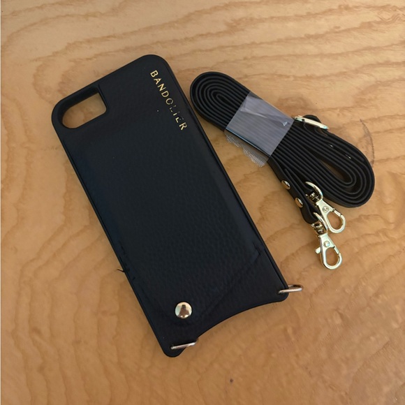 Bandolier Nicole Pebble iphone SE 8 7 6 - Picture 3 of 5